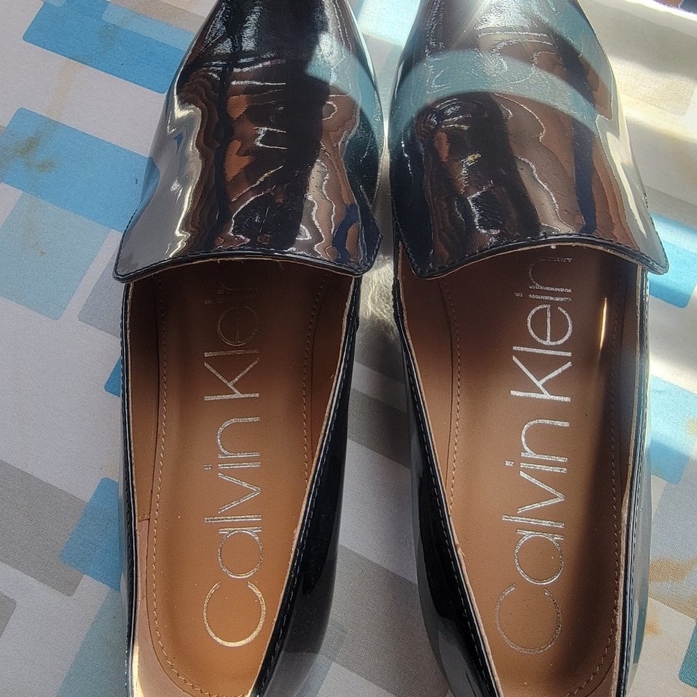 Calvin Klein Womens Patent Leather Shoes
